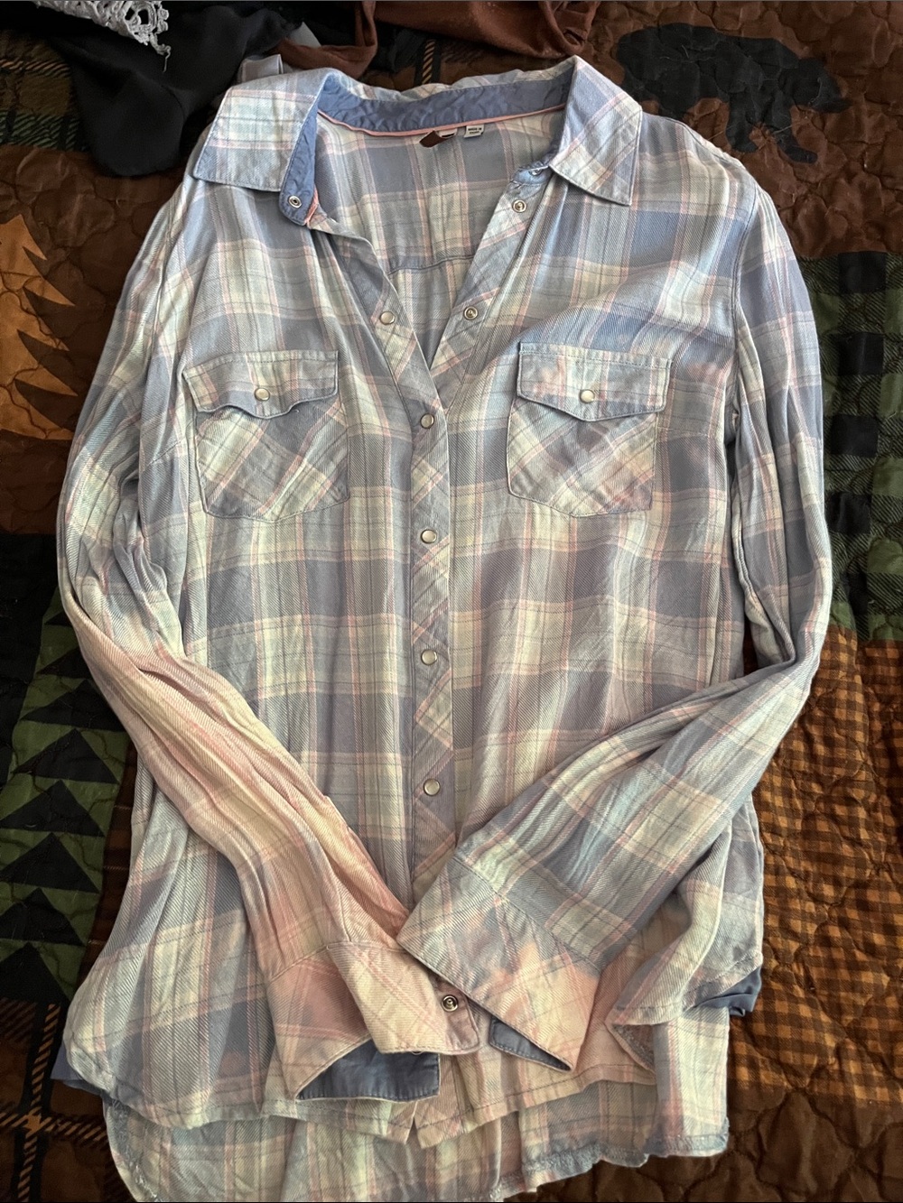 5 Light Plaid Button-Up Shirts